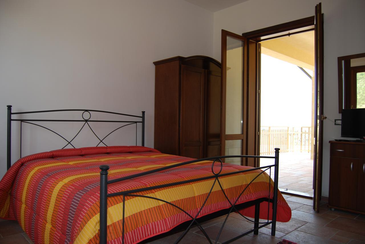 In Sicilia Da Ciro Bed and Breakfast Vita Exteriör bild